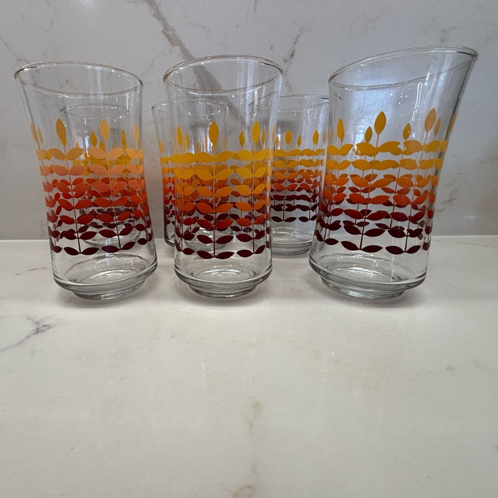 Vintage Dominion Glass Autumn Leaves Glassware Set of 5 Ombré Leaf Design